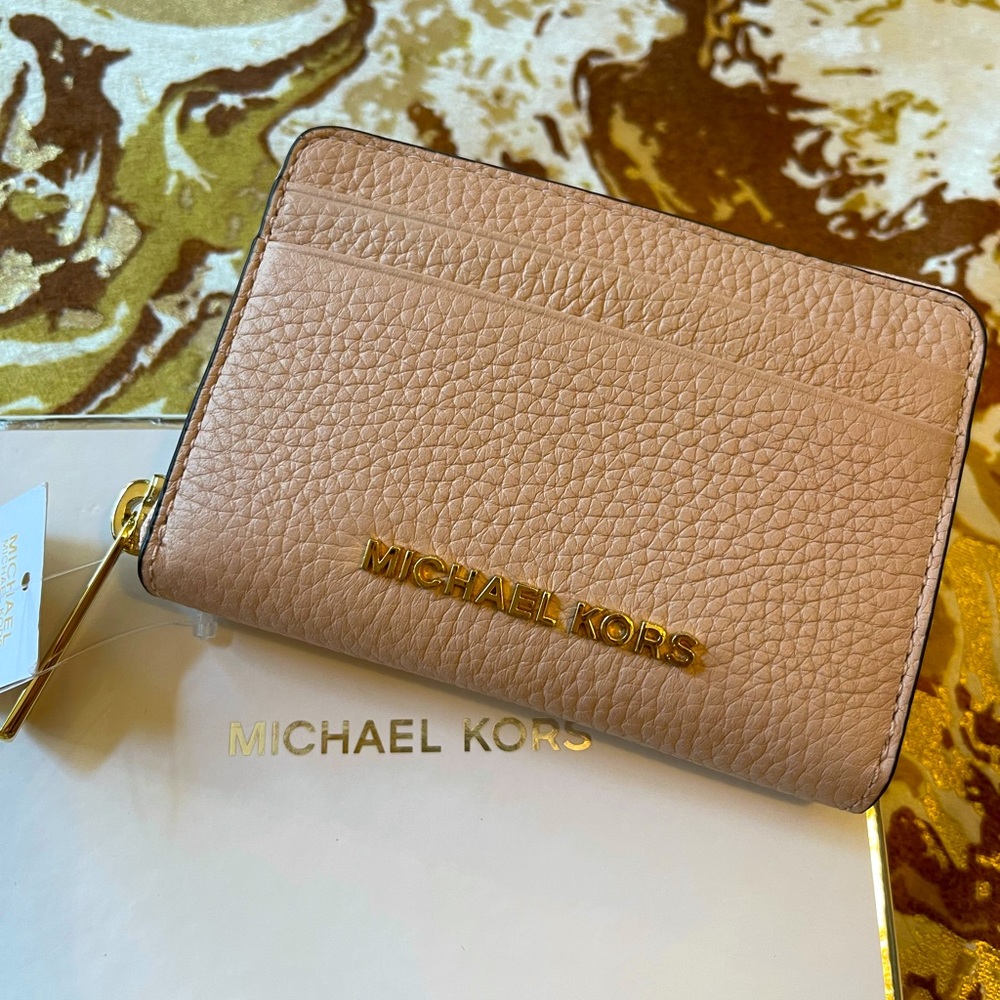 COPY - NWT MK Jet Set Zip Around Card Case